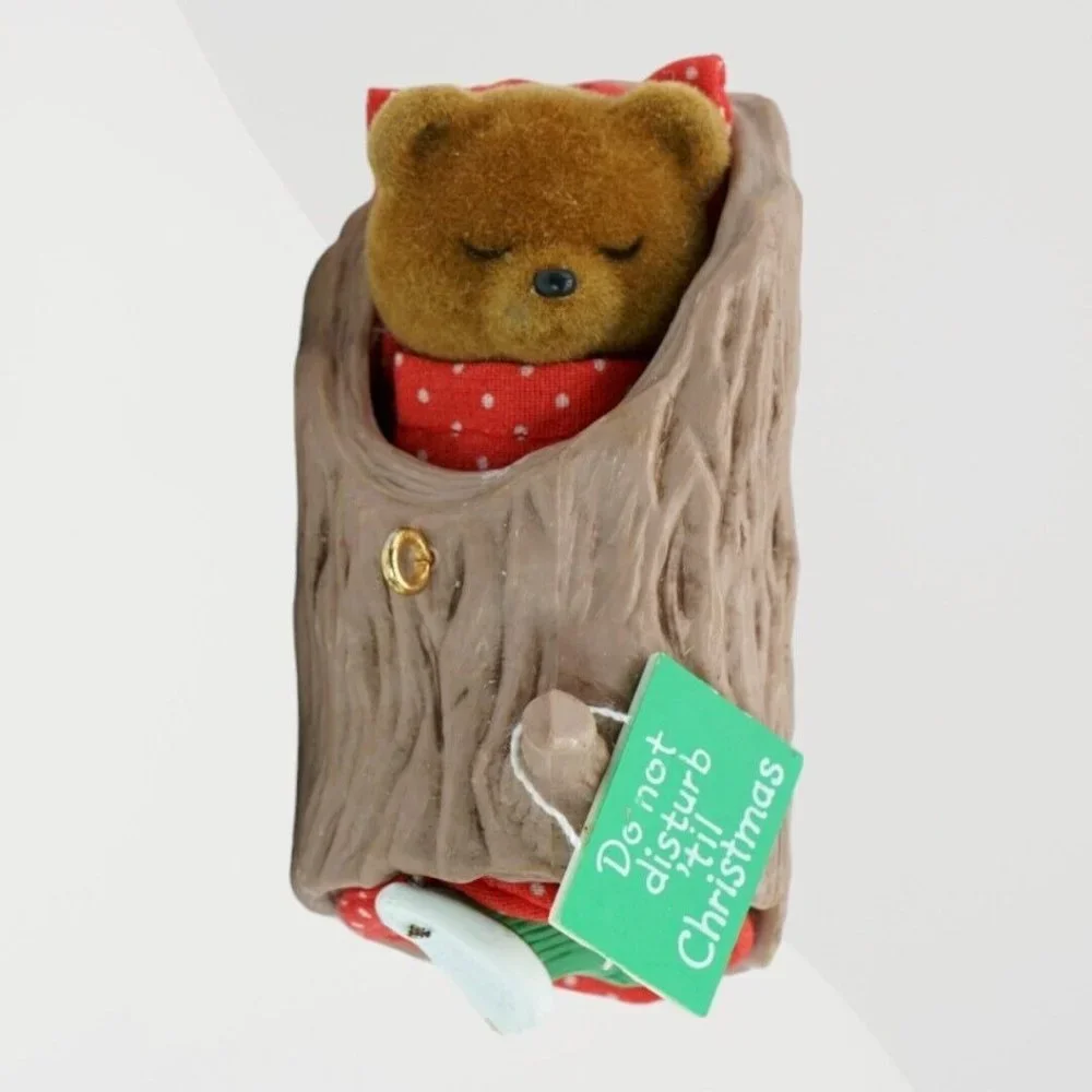 Vintage Hallmark Keepsake Do Not Disturb Sleeping Bear Cub‎ Christmas Ornament